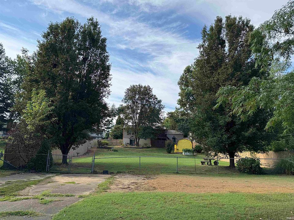 2nd image of Oakdale Dr