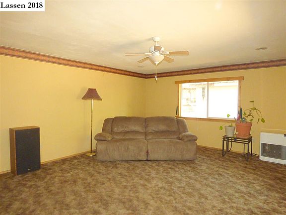 2nd image of 691-160 Las Plumas Way