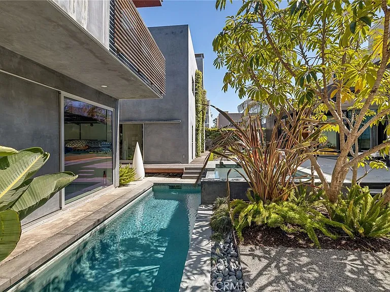 27 Driftwood St — Photo 31