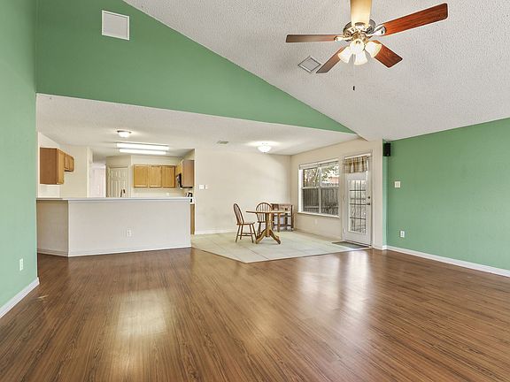 27_5236Boxwood_027_mls