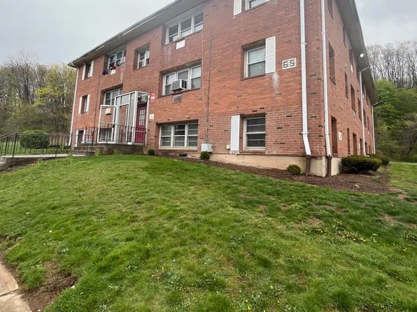 65 Donna Drive #C2, New Haven, CT 06513