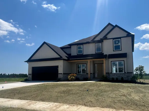 9841 Featherwood Ln, Sylvania, OH 43560