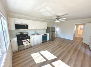 715 Magnolia Ave, Los Angeles, CA 90005