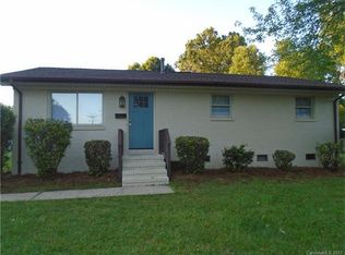 4344 Oak Forest Dr, Charlotte, NC 28215