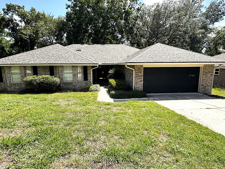2768 Pebbleridge Ct — Photo 1