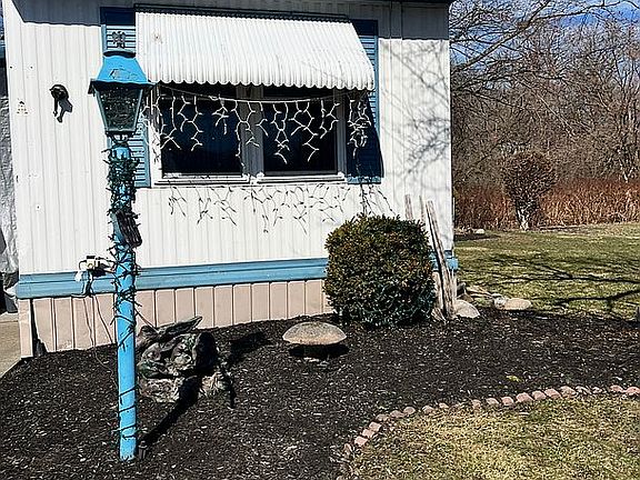 2nd image of 186 Carefree Ln