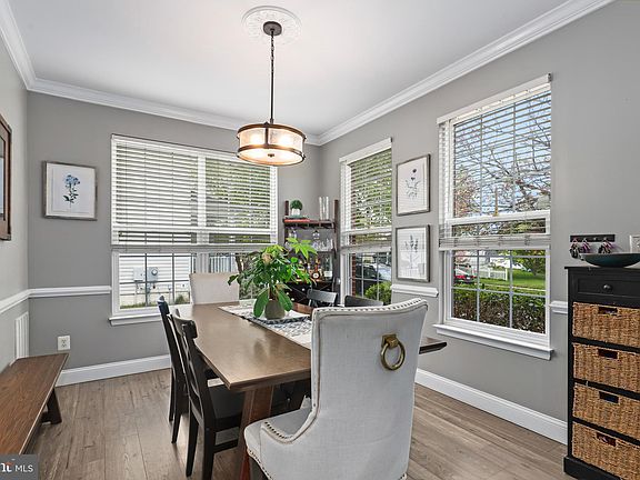 5th image of 10217 Peel Ring Pl