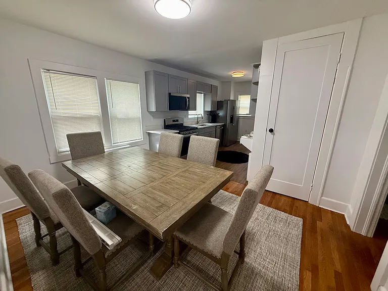 131 W Ramapo Ave — Photo 4
