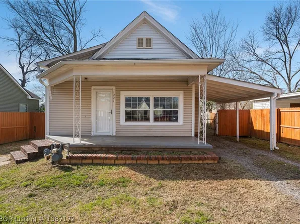 1221 N 39th St, Fort Smith, AR 72904