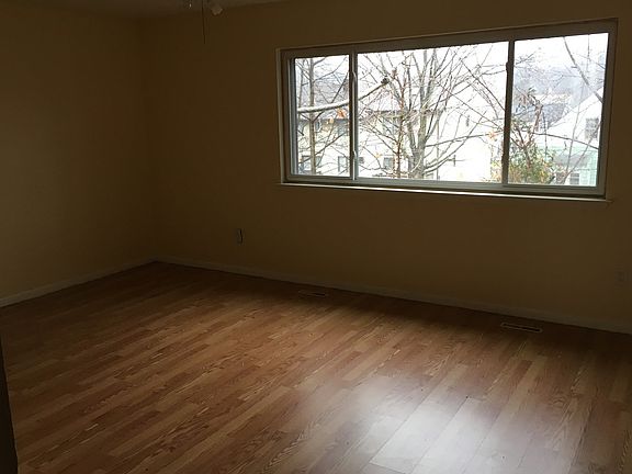 3rd image of 52 Randall Ave APT 6