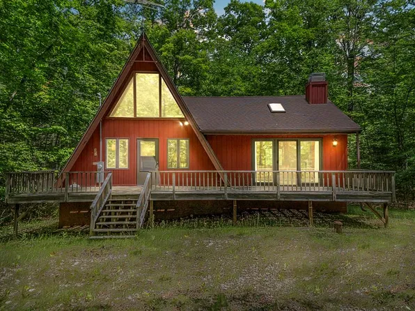 6140 N Cave Point Dr, Sturgeon Bay, WI 54235