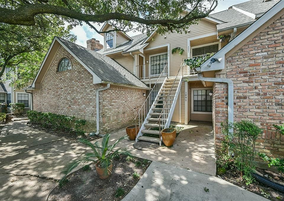 1st image of 2300 Old Spanish Trl APT 2096