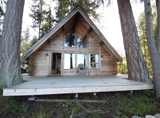 9208 SW Harbor Dr, Vashon, WA 98070