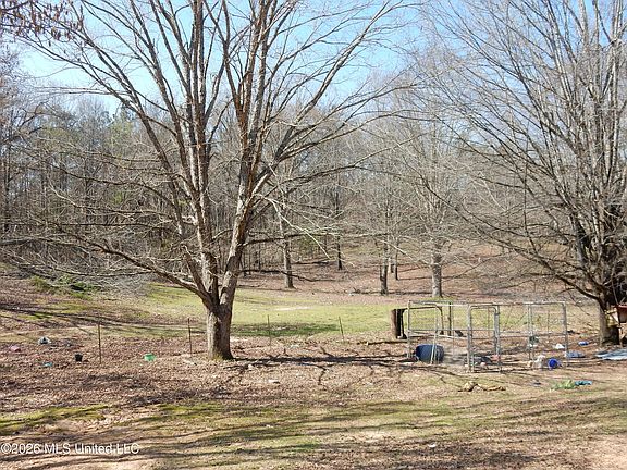 4th image of 2640 Odell Rd