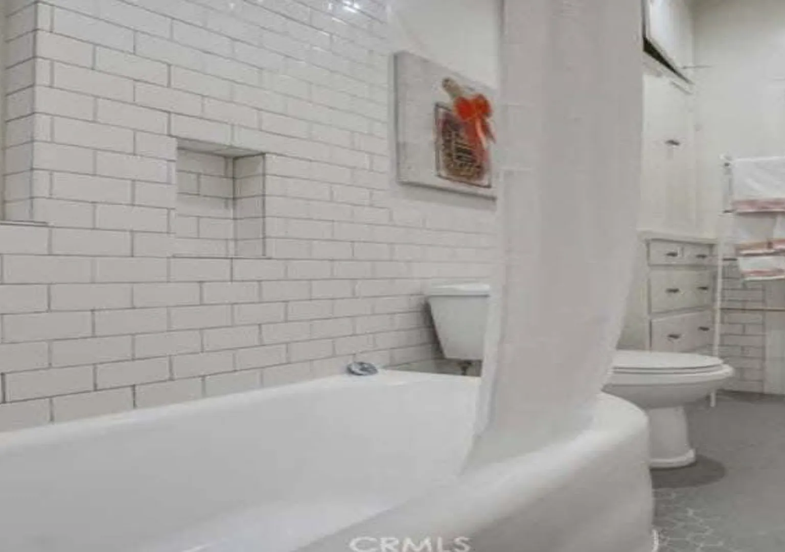Studio, 400 sqft, $1,600 — Photo 4