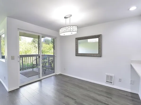 2 Marigold Dr, Bellingham, WA