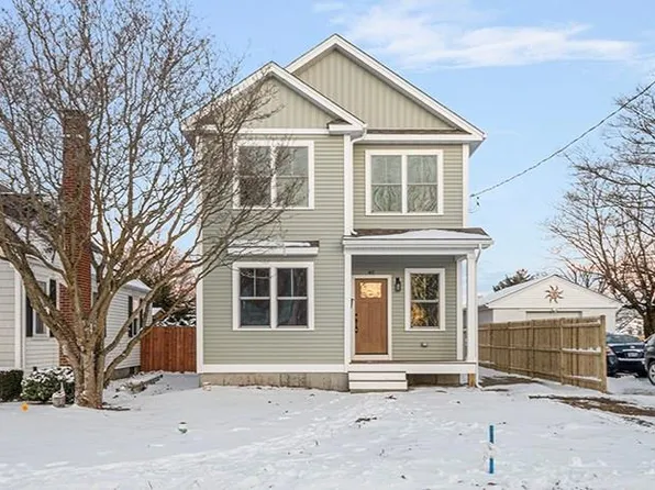 40 Palmer Ave, Cranston, RI 02920