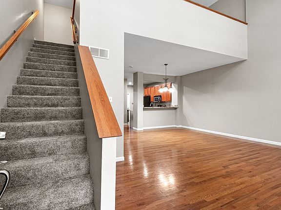 3rd image of 3904 Olive St