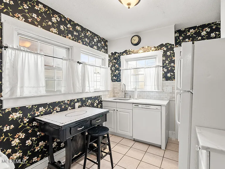 133 Mount Tabor Way — Photo 17