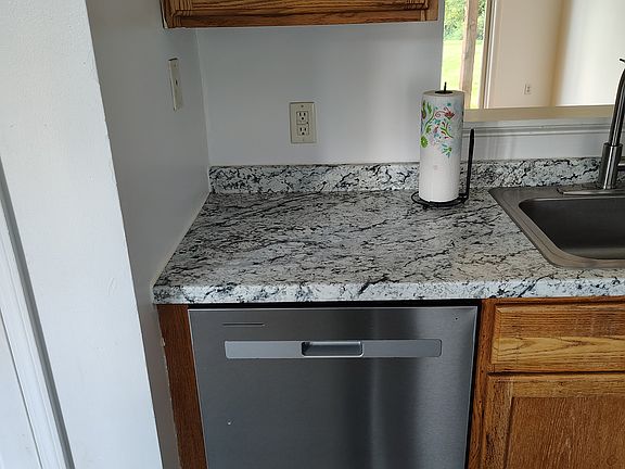 5th image of 1256 Commercial Ct #1