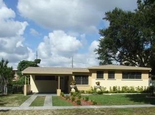 1091 NE 162nd St, North Miami Beach, FL 33162