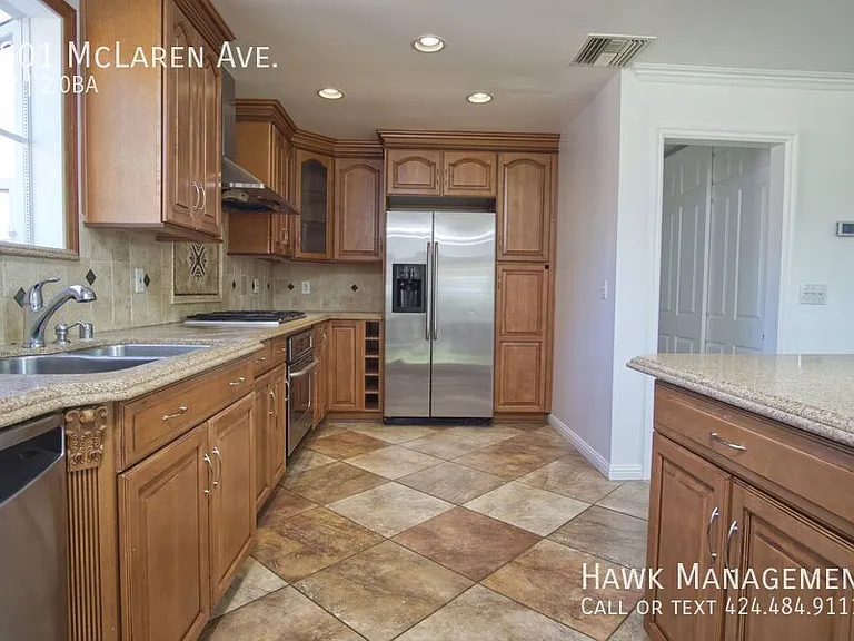 7801 McLaren Ave — Photo 9