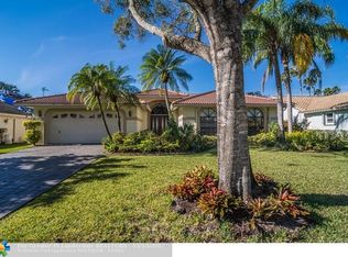 4910 NW 105th Dr, Coral Springs, FL 33076