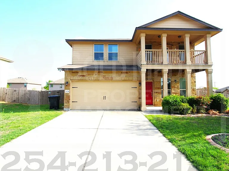604 Cody James Dr — Photo 2