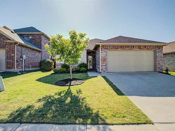 2nd image of 2033 Shady Glen Trl