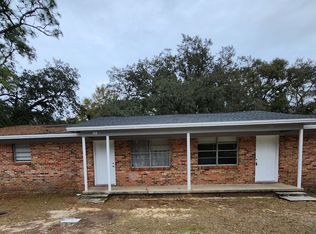 6632 Applegate St, Milton, FL 32570