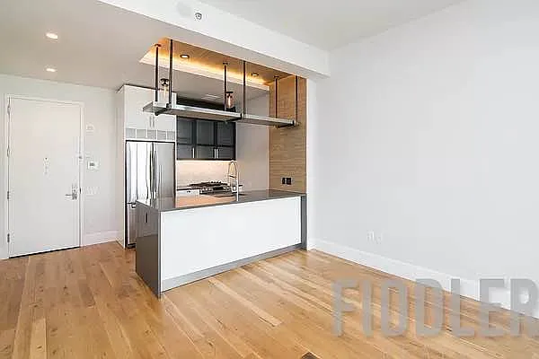 Rented by The KCI Group | media 98