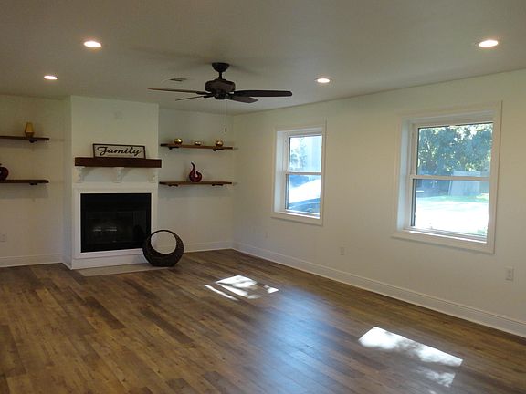 4th image of 112 Mayard Dr