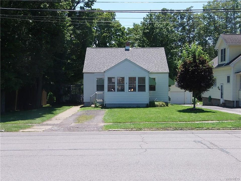 1st image of 24 Long Ave