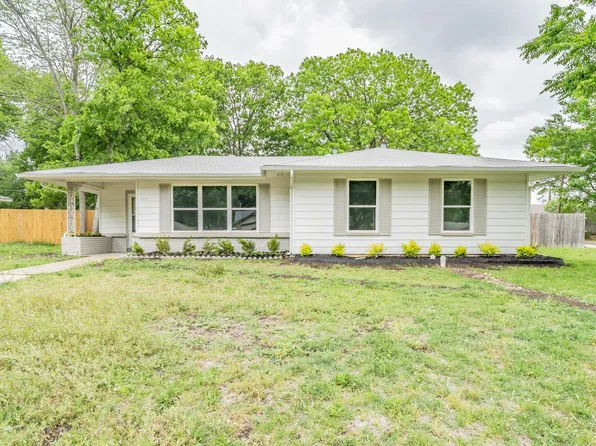 5441 McConnell Dr, Fort Worth, TX 76134