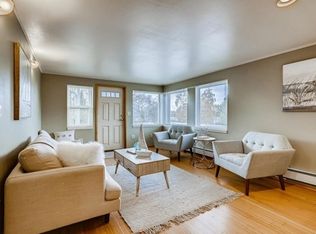 6412 E Green Lake Way N, Seattle, WA 98103