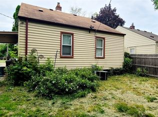 2190 S Sonoma St, Ferndale, MI
