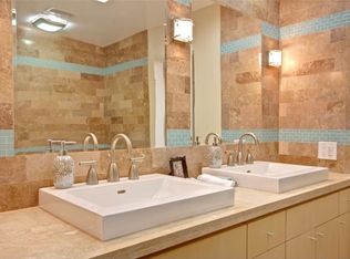 18102 Burbank Blvd UNIT 1, Tarzana, CA 91356