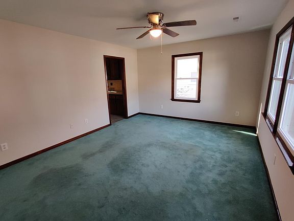 3rd image of 1203 New York Ave