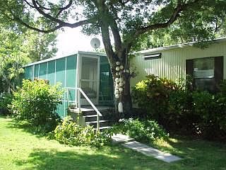 1st image of 142 Arbor Ln