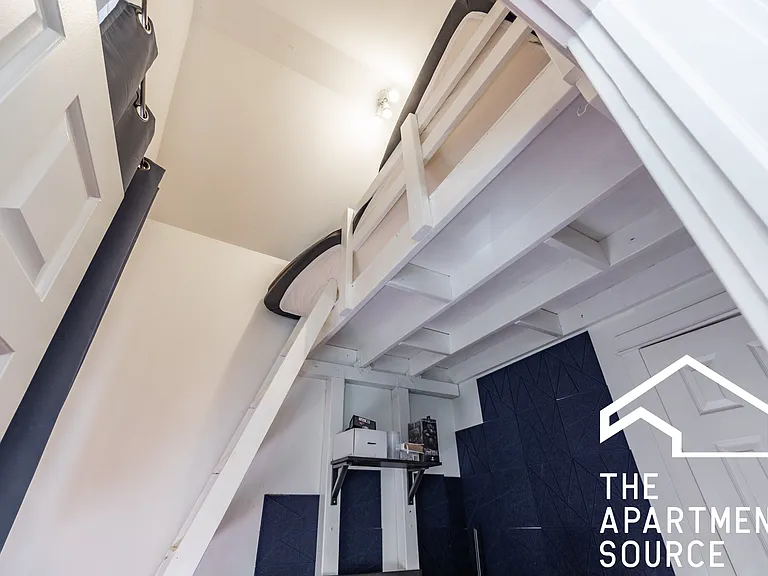 1820 S Throop St #2F — Photo 10