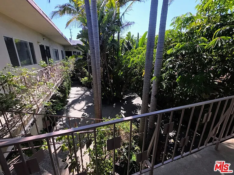 309 Broadway St #19 — Photo 37
