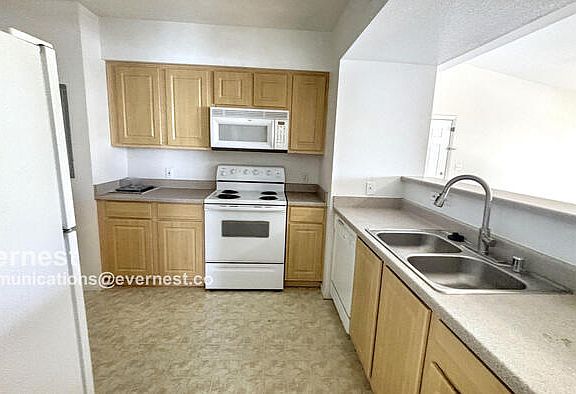 3rd image of 6955 N Durango Dr Unit 2073