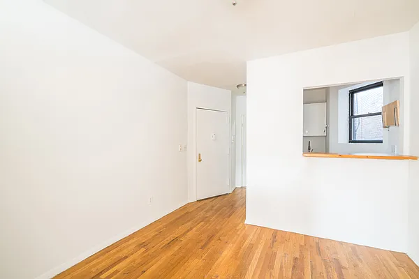 Rented by MNS | media 14