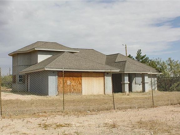 2nd image of 4823 Vulcan Ave