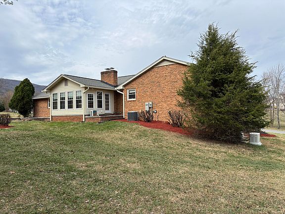 5th image of 5446 Whispering Wind Dr
