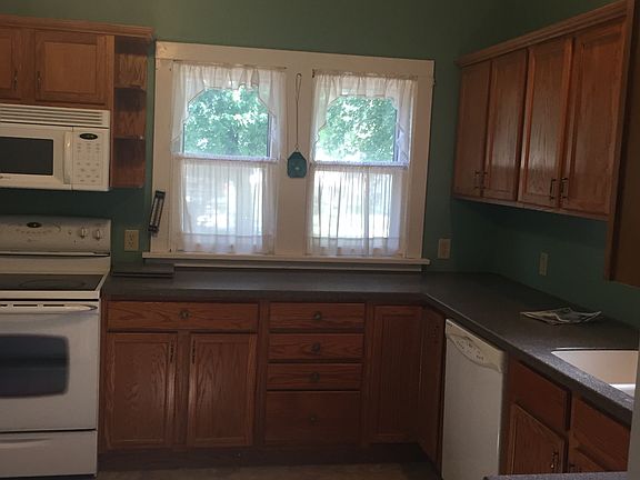 5th image of 207 W 4th Ave