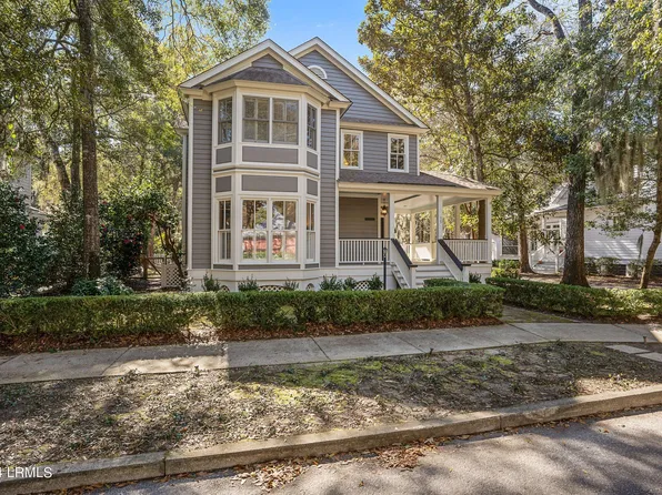 15 Newpoint Rd, Beaufort, SC 29907