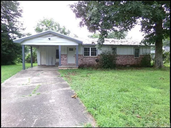 905 Norma Ct, Jacksonville, AR 72076