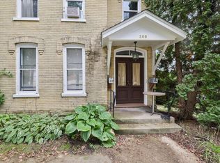 208 W Pleasant St, Portage, WI 53901