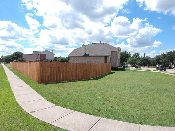 3rd image of 200 Millstone Dr